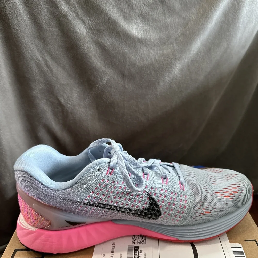 Nike LunarGlide 7 Running Shoes Women's Sz 9.5. Light Blue Pink Black Purple